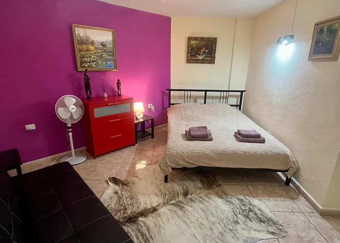 Constellation Victoria Los Cristianos